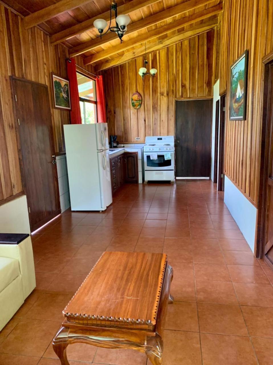 Epic Adventure Lodge San Miguel  Phòng bức ảnh