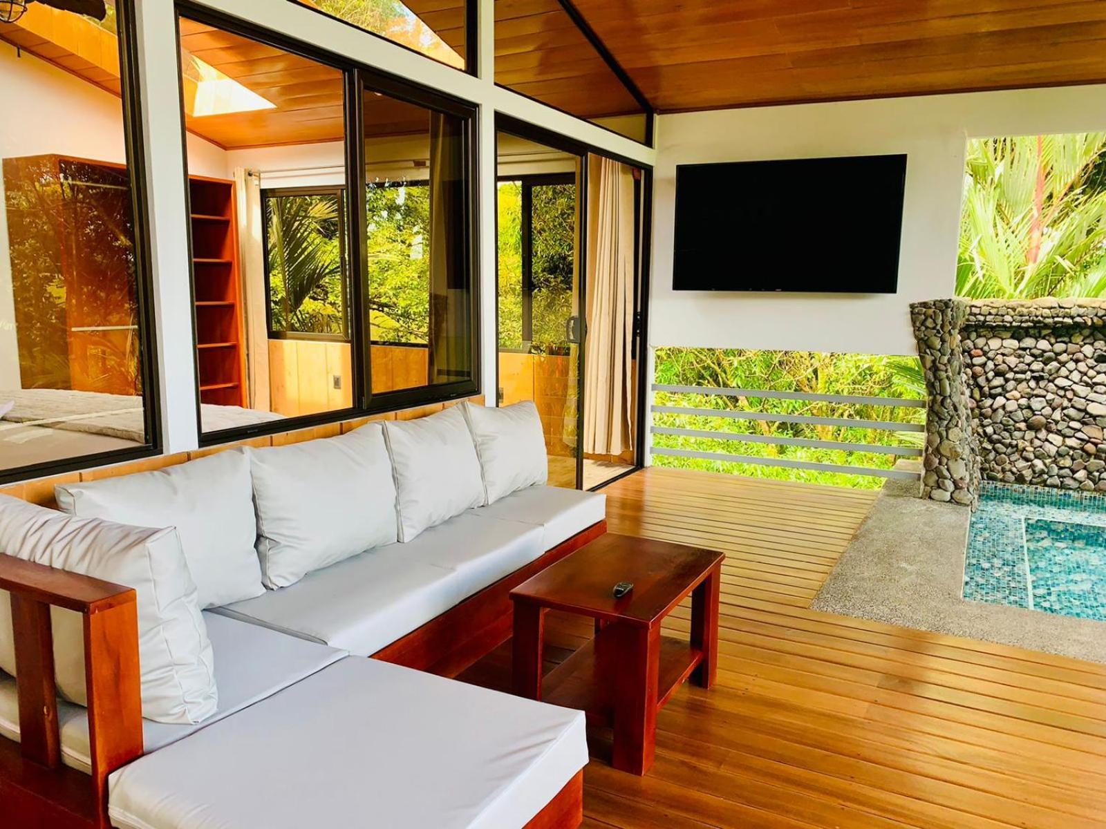 Epic Adventure Lodge San Miguel  Ngoại thất bức ảnh